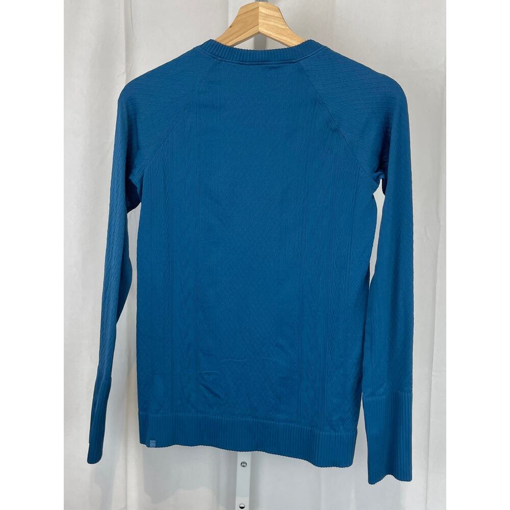 LULULEMON Rest Less Pullover Cable Textured Seamless Long Sleeve Top Blue Size 6 - Picture 2 of 7
